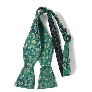 Saddlebred Men's Bow Tie Green Paisley Silk Blend Self-Tie Adjustable Poly Silk